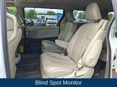2014 Toyota Sienna XLE 7 Passenger
