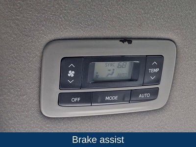 2014 Toyota Sienna XLE 7 Passenger