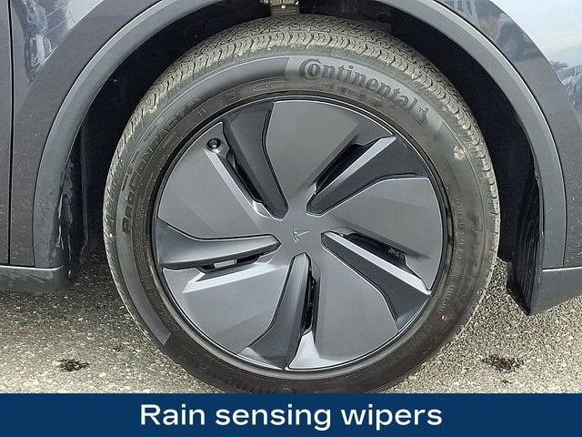 2026 Tesla Model Y Premium