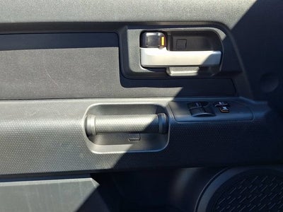 2007 Toyota FJ Cruiser 4WD 4dr Manual (Natl)