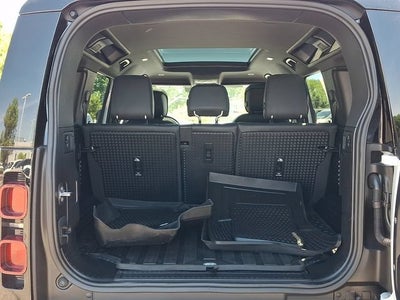 2023 Land Rover Defender 110 X-Dynamic SE