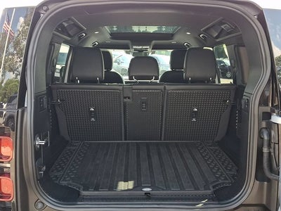 2024 Land Rover Defender 110 P400 S