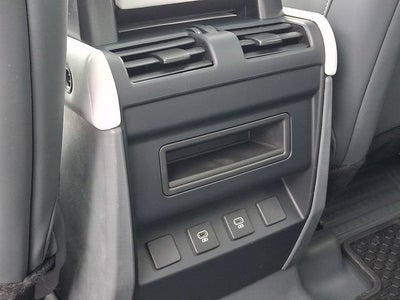 2025 Land Rover Defender 110 P300