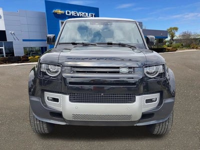 2025 Land Rover Defender 110 P300