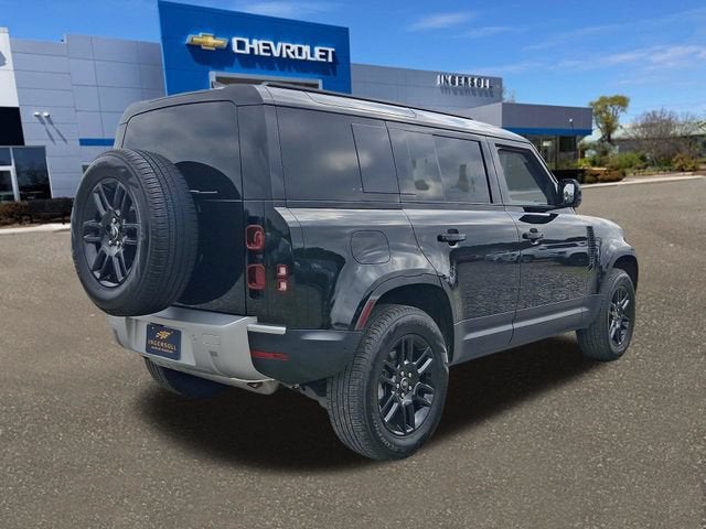 2025 Land Rover Defender 110 P300