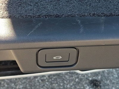 2025 Land Rover Range Rover P400 SE