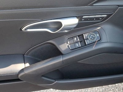 2022 Porsche 718 Boxster S