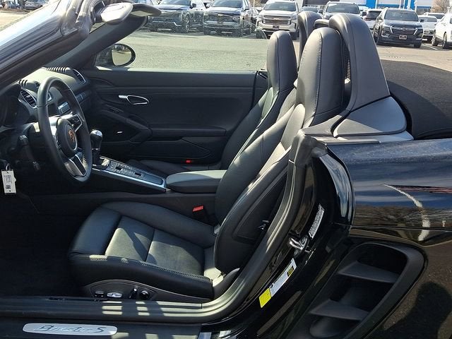 2022 Porsche 718 Boxster S